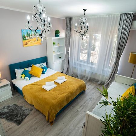 Chic Studio Old City Center - Ivo19 Boekarest Buitenkant foto