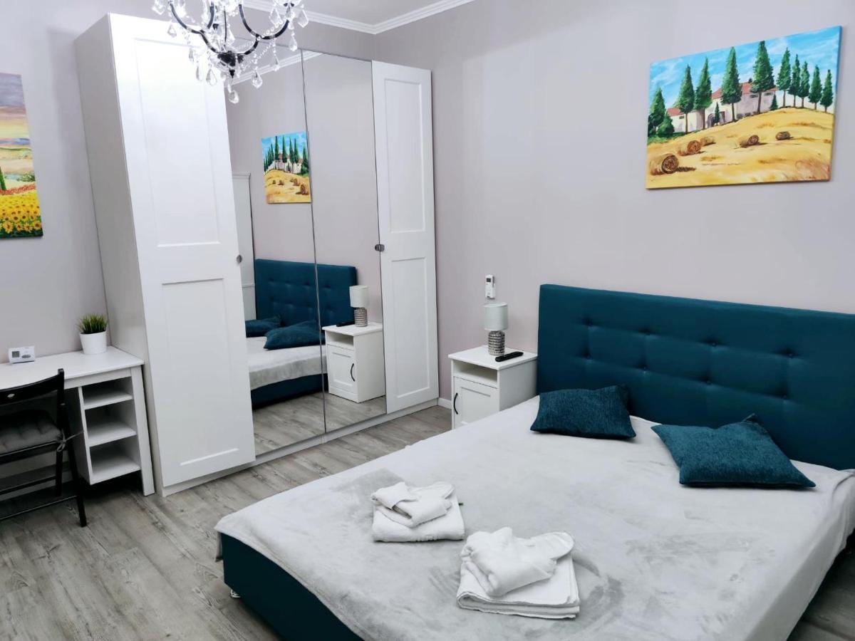 Chic Studio Old City Center - Ivo19 Boekarest Buitenkant foto