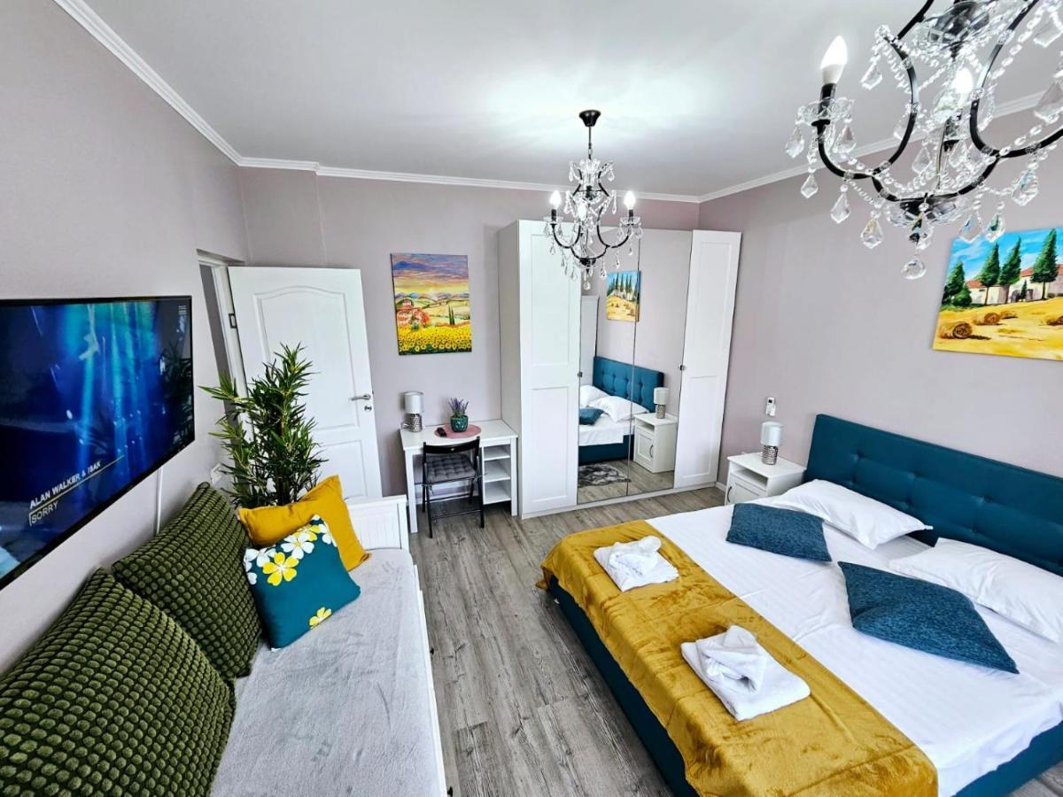 Chic Studio Old City Center - Ivo19 Boekarest Buitenkant foto